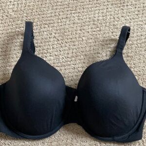 Victoria's Secret Black T-Shirt Bra with Molded Cups